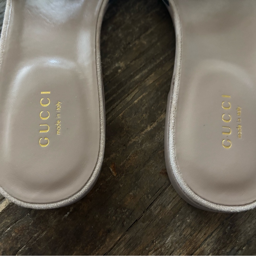 Gucci Scamosciato Sandals - Picture 10 of 12